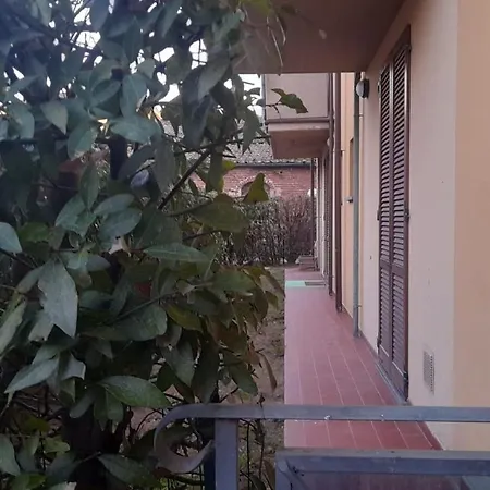 Lucca Guest House アパート